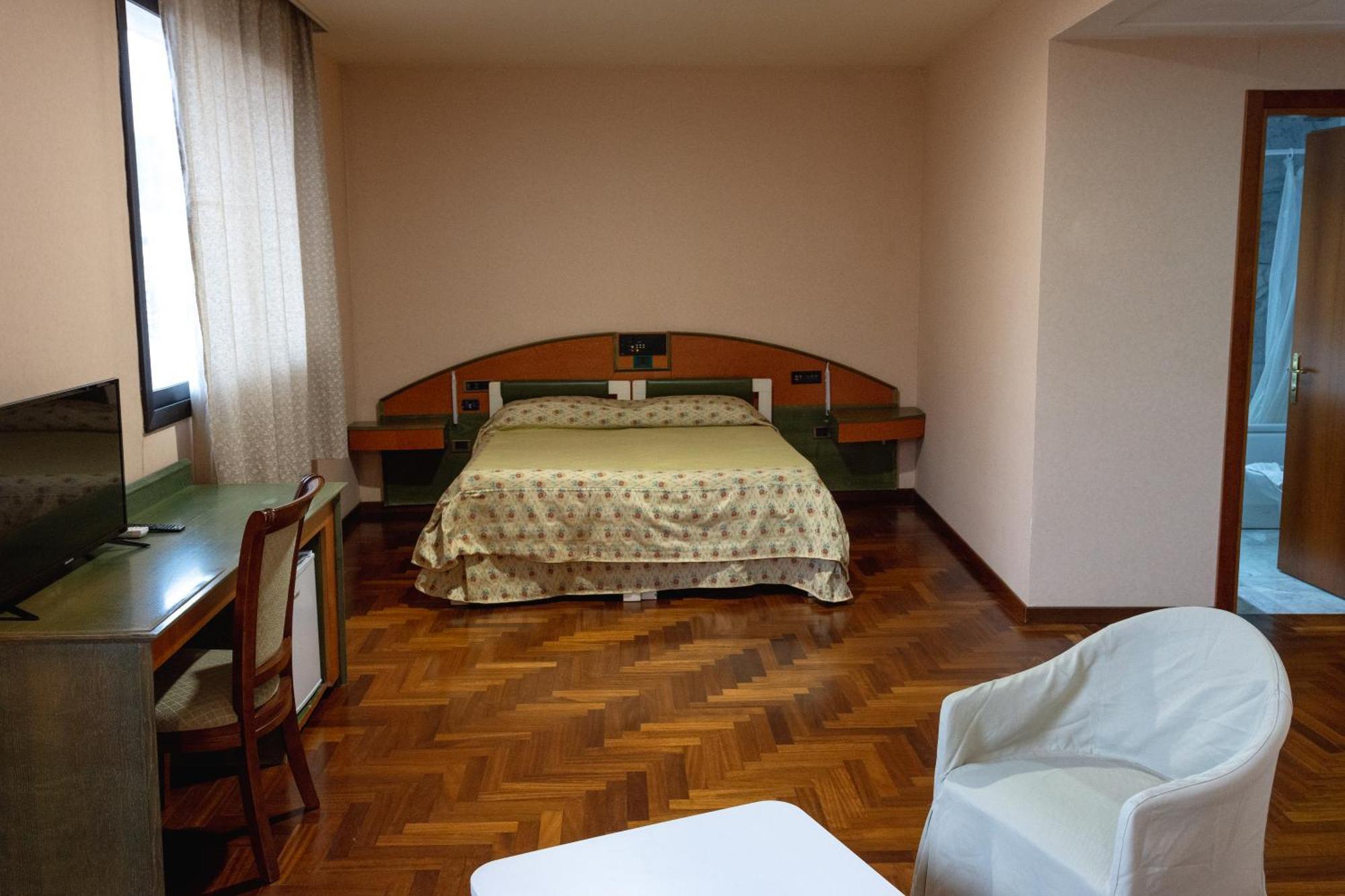 Hotel San Nicola Lagonegro Exteriér fotografie